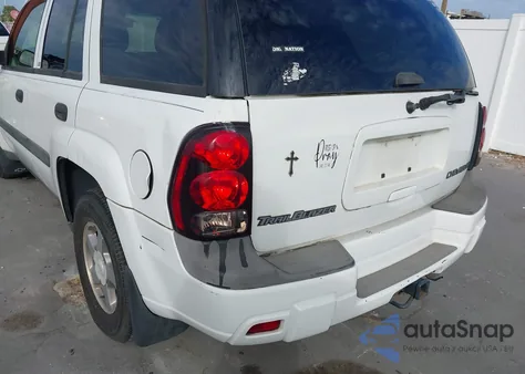 2004 Chevrolet Trailblazer Ls from USA, damaged, VIN 1GNDS13S842150955